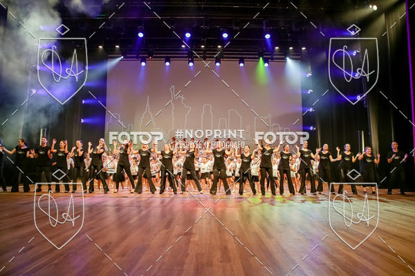 Buy your photos of the eventBelieve New York 2018 on Fotop