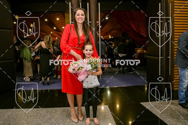 Buy your photos of the eventBelieve New York 2018 on Fotop