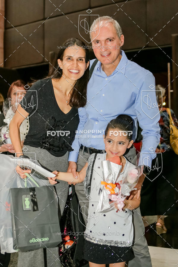 Buy your photos of the eventBelieve New York 2018 on Fotop