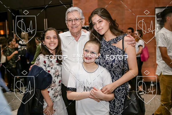 Buy your photos of the eventBelieve New York 2018 on Fotop