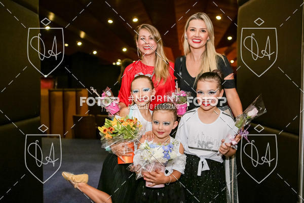 Buy your photos of the eventBelieve New York 2018 on Fotop