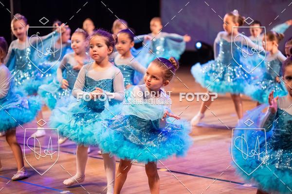 Buy your photos of the eventBelieve New York 2018 on Fotop