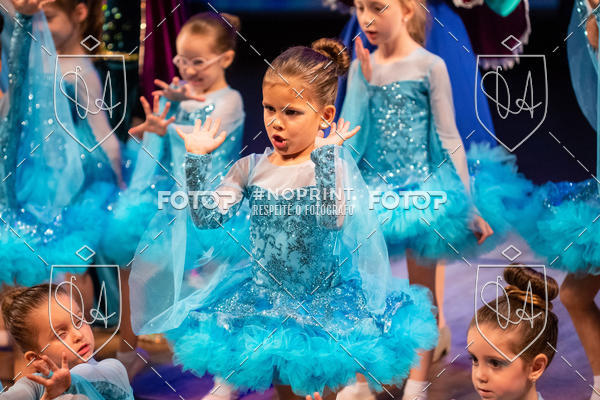 Buy your photos of the eventBelieve New York 2018 on Fotop