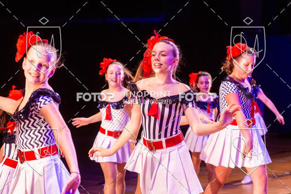 Buy your photos of the eventBelieve New York 2018 on Fotop