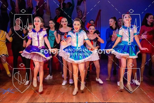 Buy your photos of the eventBelieve New York 2018 on Fotop