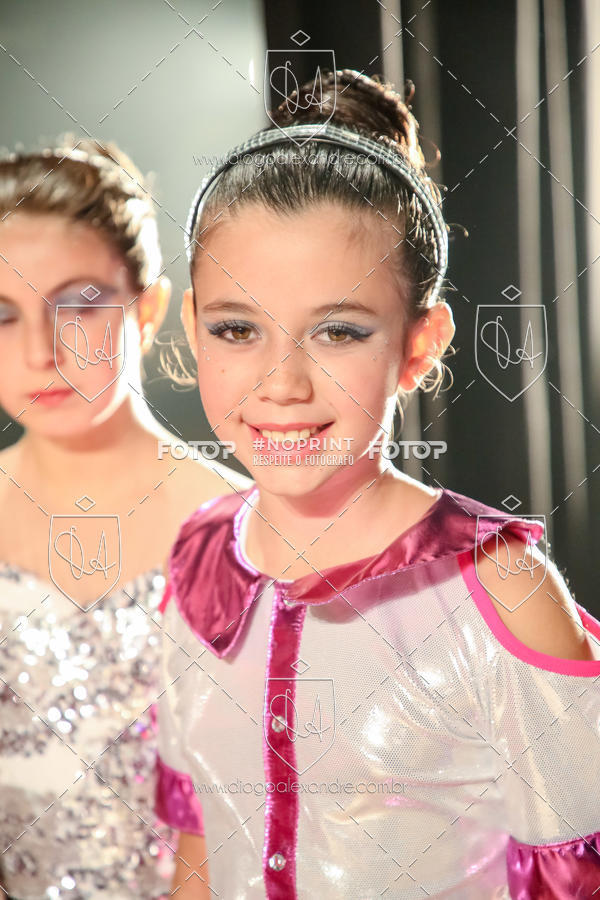 Buy your photos of the eventBelieve New York 2018 on Fotop