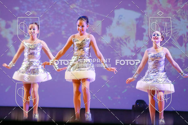 Buy your photos of the eventBelieve New York 2018 on Fotop