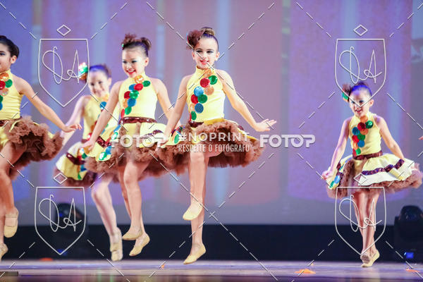 Buy your photos of the eventBelieve New York 2018 on Fotop