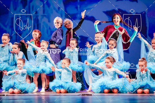 Buy your photos of the eventBelieve New York 2018 on Fotop