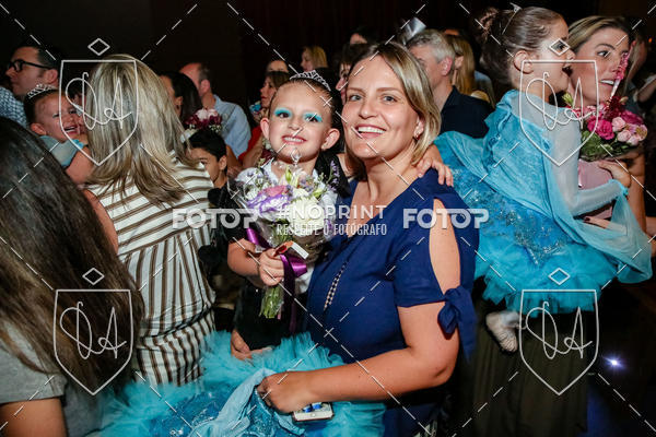 Buy your photos of the eventBelieve New York 2018 on Fotop