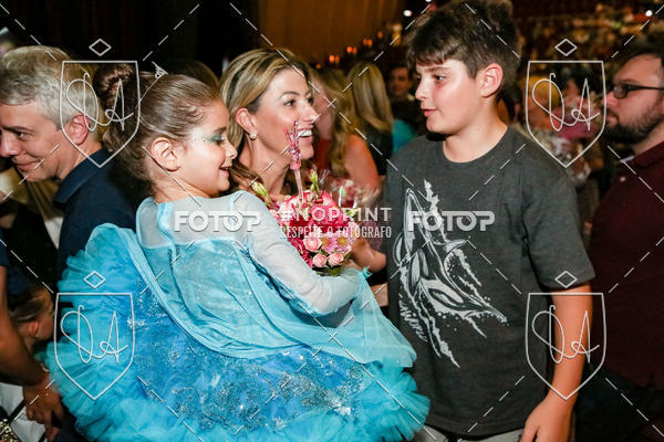 Buy your photos of the eventBelieve New York 2018 on Fotop