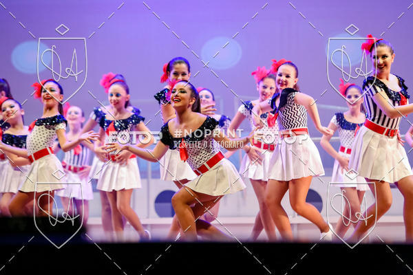 Buy your photos of the eventBelieve New York 2018 on Fotop