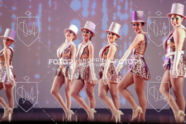 Buy your photos of the eventBelieve New York 2018 on Fotop