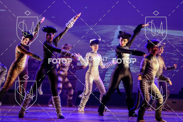 Buy your photos of the eventBelieve New York 2018 on Fotop