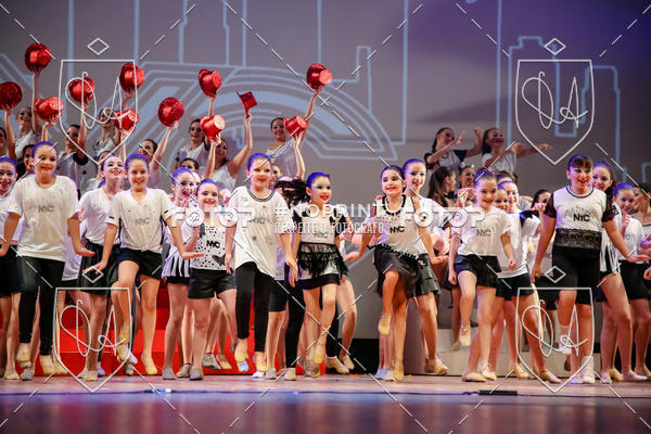 Buy your photos of the eventBelieve New York 2018 on Fotop