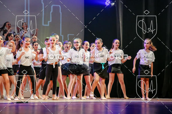 Buy your photos of the eventBelieve New York 2018 on Fotop