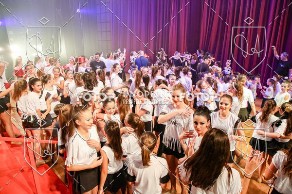 Buy your photos of the eventBelieve New York 2018 on Fotop