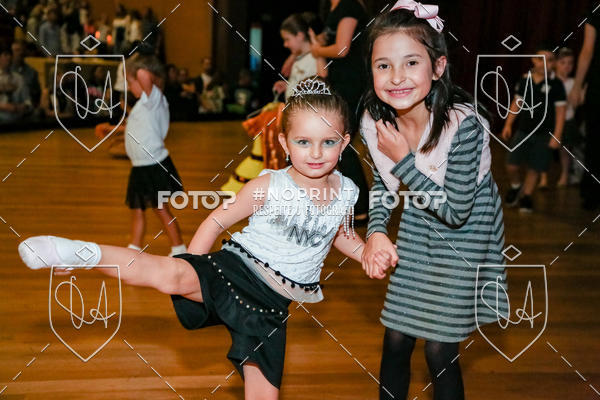 Buy your photos of the eventBelieve New York 2018 on Fotop