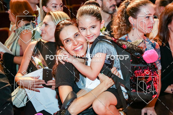 Buy your photos of the eventBelieve New York 2018 on Fotop