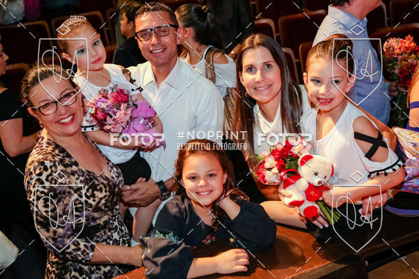 Buy your photos of the eventBelieve New York 2018 on Fotop