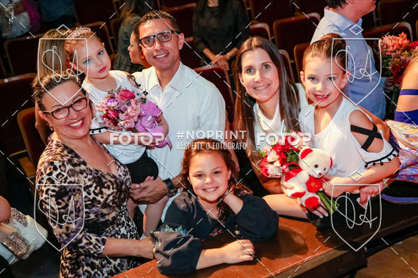 Buy your photos of the eventBelieve New York 2018 on Fotop