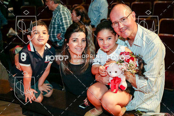 Buy your photos of the eventBelieve New York 2018 on Fotop