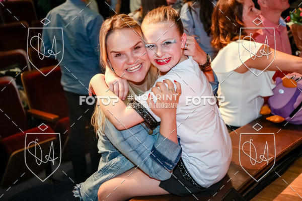 Buy your photos of the eventBelieve New York 2018 on Fotop