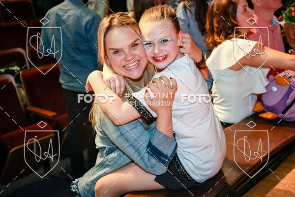 Buy your photos of the eventBelieve New York 2018 on Fotop