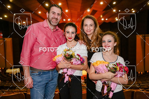 Buy your photos of the eventBelieve New York 2018 on Fotop