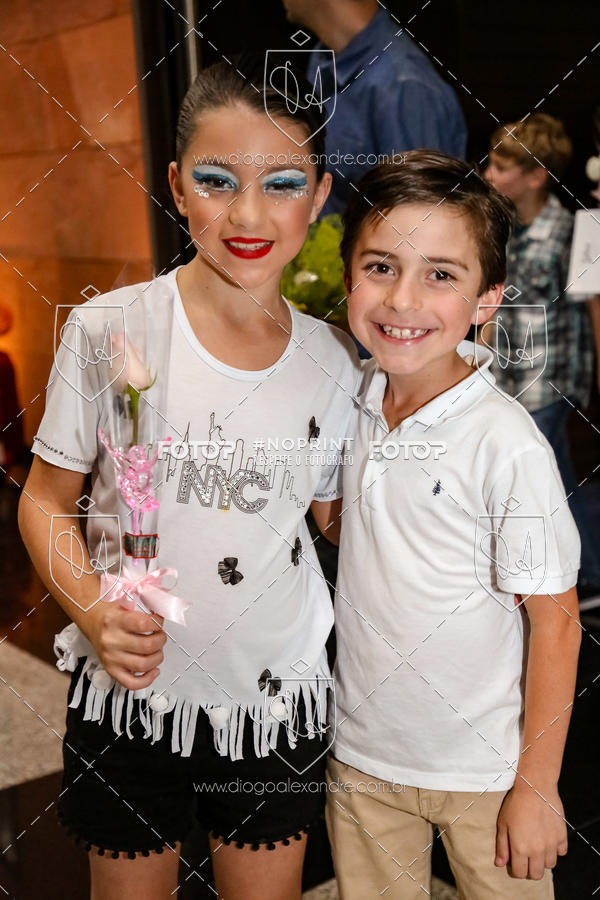 Buy your photos of the eventBelieve New York 2018 on Fotop