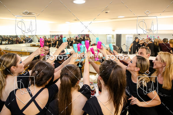 Buy your photos of the eventBelieve New York 2018 on Fotop