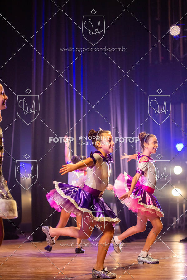 Buy your photos of the eventBelieve New York 2018 on Fotop