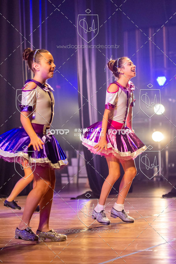 Buy your photos of the eventBelieve New York 2018 on Fotop