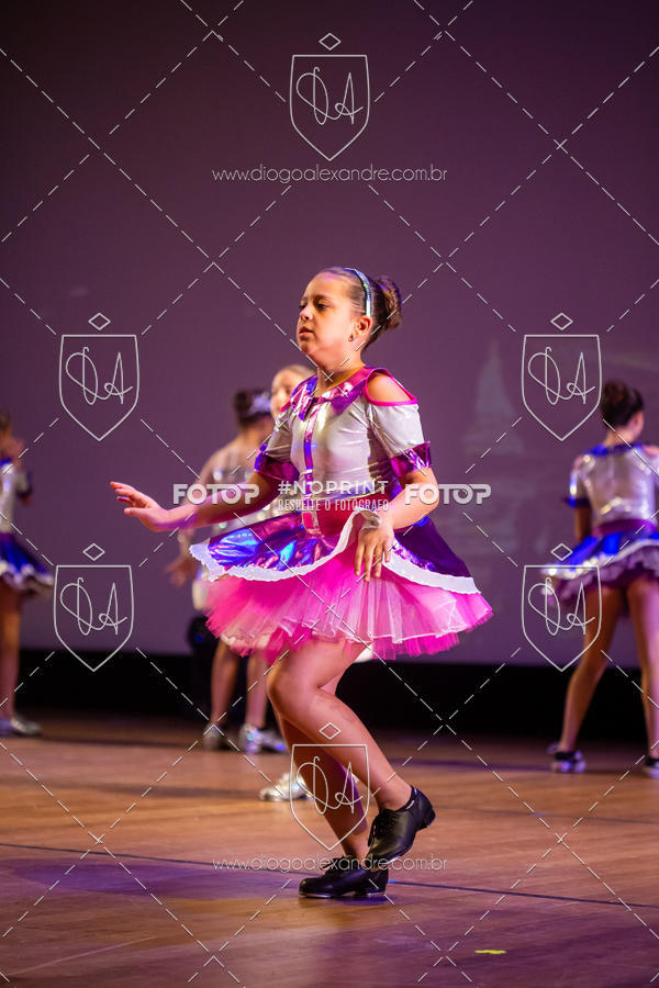 Buy your photos of the eventBelieve New York 2018 on Fotop