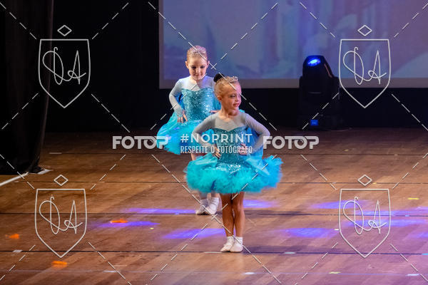 Buy your photos of the eventBelieve New York 2018 on Fotop