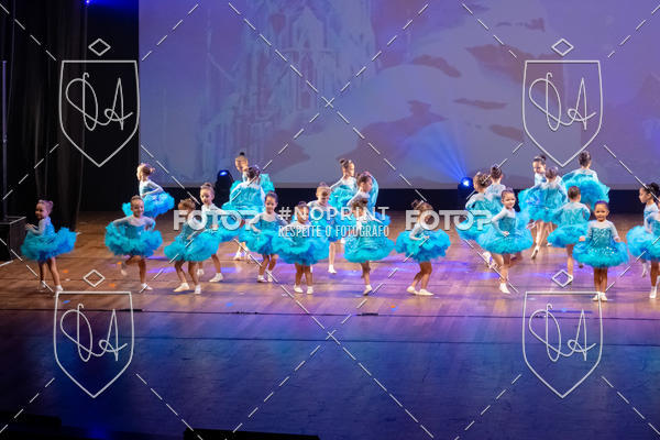 Buy your photos of the eventBelieve New York 2018 on Fotop