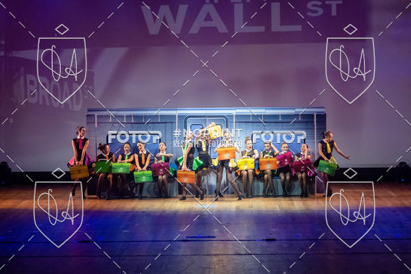 Buy your photos of the eventBelieve New York 2018 on Fotop