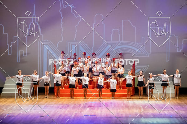 Buy your photos of the eventBelieve New York 2018 on Fotop