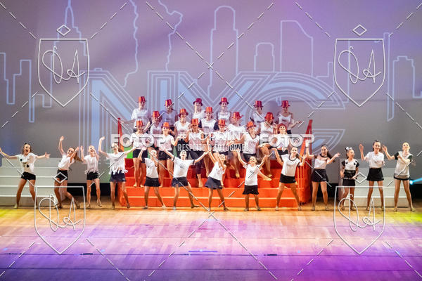 Buy your photos of the eventBelieve New York 2018 on Fotop