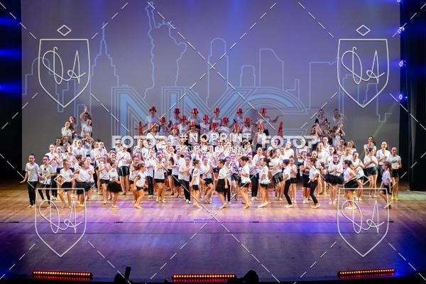 Buy your photos of the eventBelieve New York 2018 on Fotop