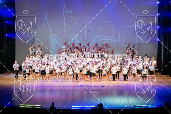 Buy your photos of the eventBelieve New York 2018 on Fotop