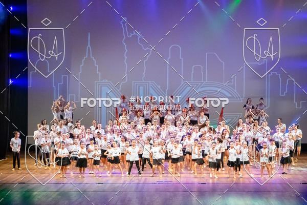 Buy your photos of the eventBelieve New York 2018 on Fotop