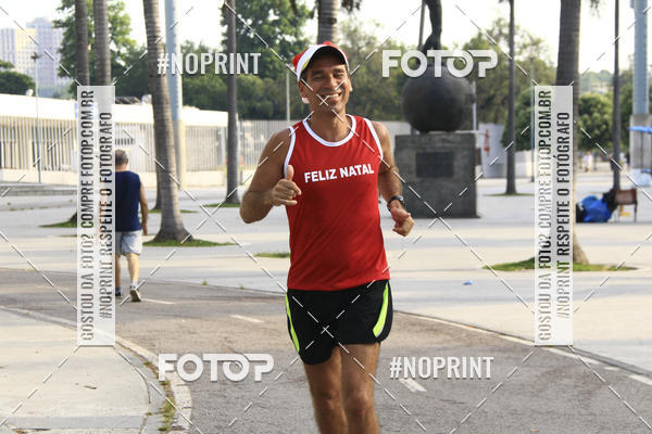 Buy your photos of the eventSubida do Papai Noel - treino da Equipe P� carioca on Fotop