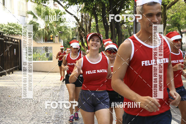 Compra tus fotos del eventoSubida do Papai Noel - treino da Equipe P� carioca En Fotop