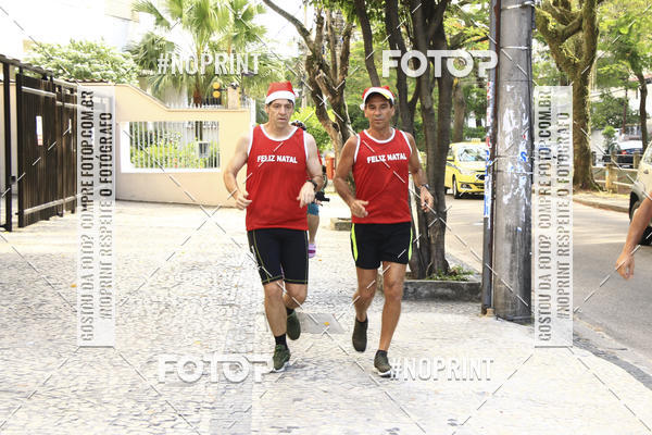 Compra tus fotos del eventoSubida do Papai Noel - treino da Equipe P� carioca En Fotop