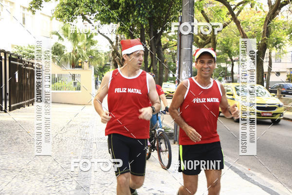 Compra tus fotos del eventoSubida do Papai Noel - treino da Equipe P� carioca En Fotop