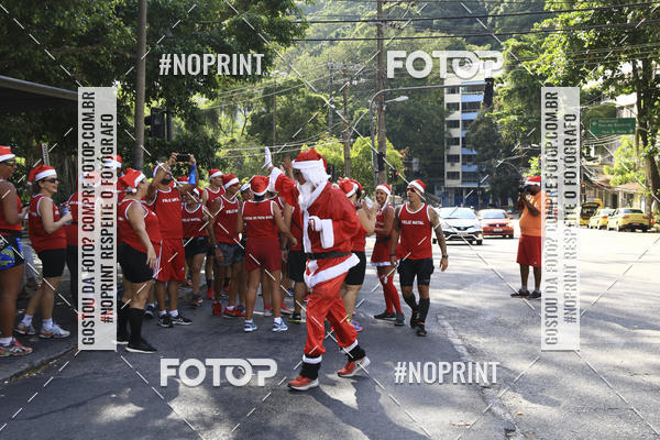 Compra tus fotos del eventoSubida do Papai Noel - treino da Equipe P� carioca En Fotop