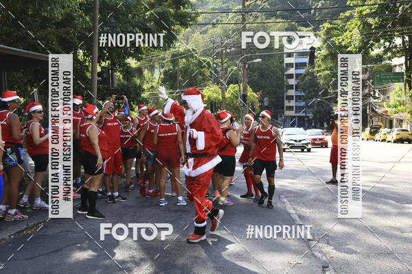 Compra tus fotos del eventoSubida do Papai Noel - treino da Equipe P� carioca En Fotop