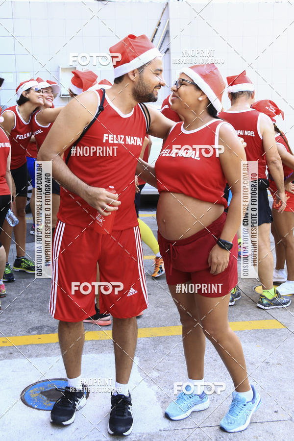 Achetez vos photos de l'�v�nementSubida do Papai Noel - treino da Equipe P� carioca sur Fotop