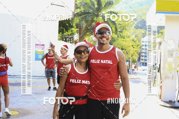 Achetez vos photos de l'�v�nementSubida do Papai Noel - treino da Equipe P� carioca sur Fotop